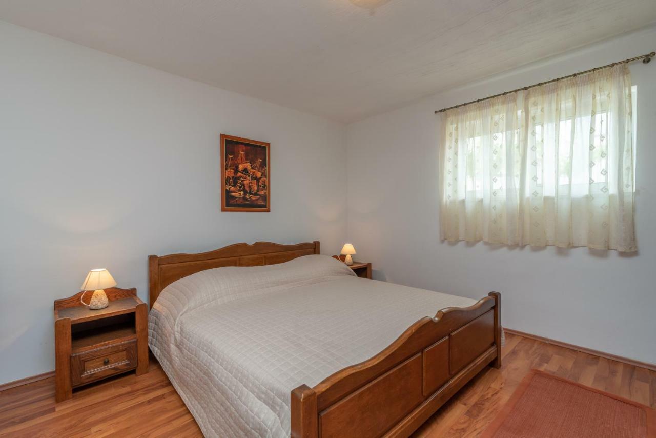 Apartment Dinka Trogir Eksteriør billede