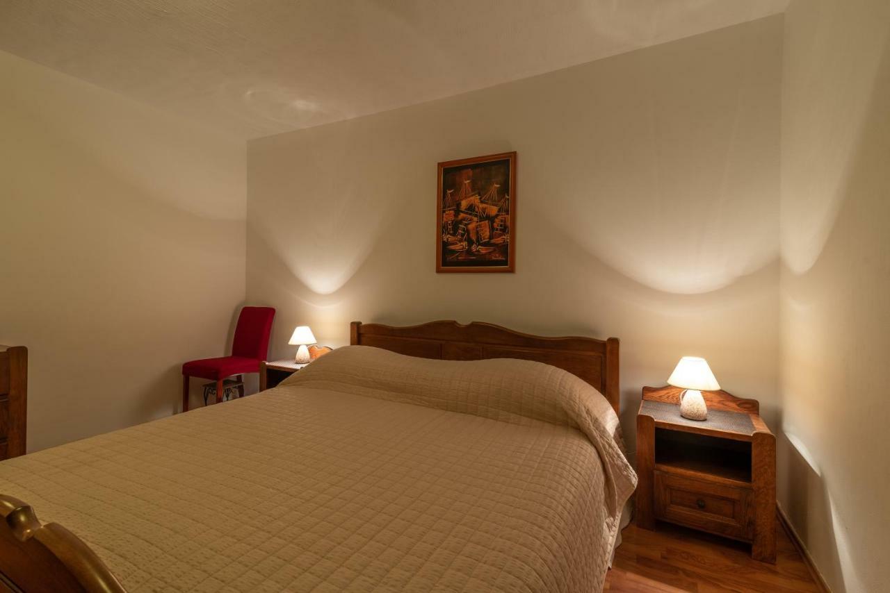 Apartment Dinka Trogir Eksteriør billede