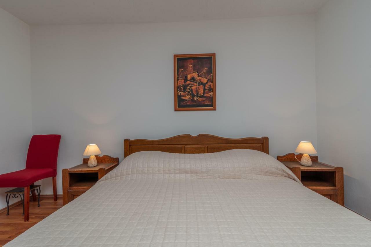 Apartment Dinka Trogir Eksteriør billede
